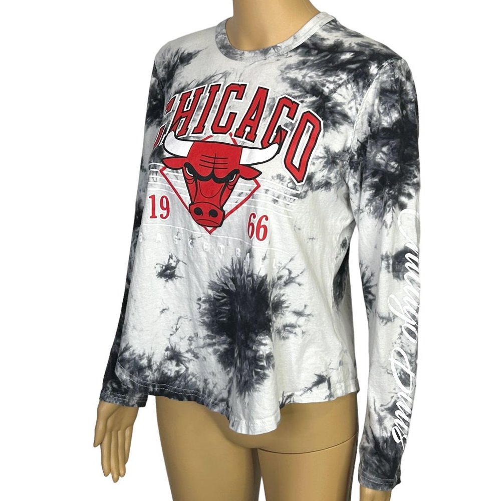 NBA Chicago Bulls 1966‎ Basketball Womens Small Long Sleeve Blouse Shirt - Picture 5 of 10